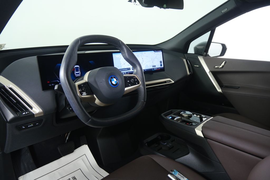 Thumbnail: 2024 BMW iX - 12