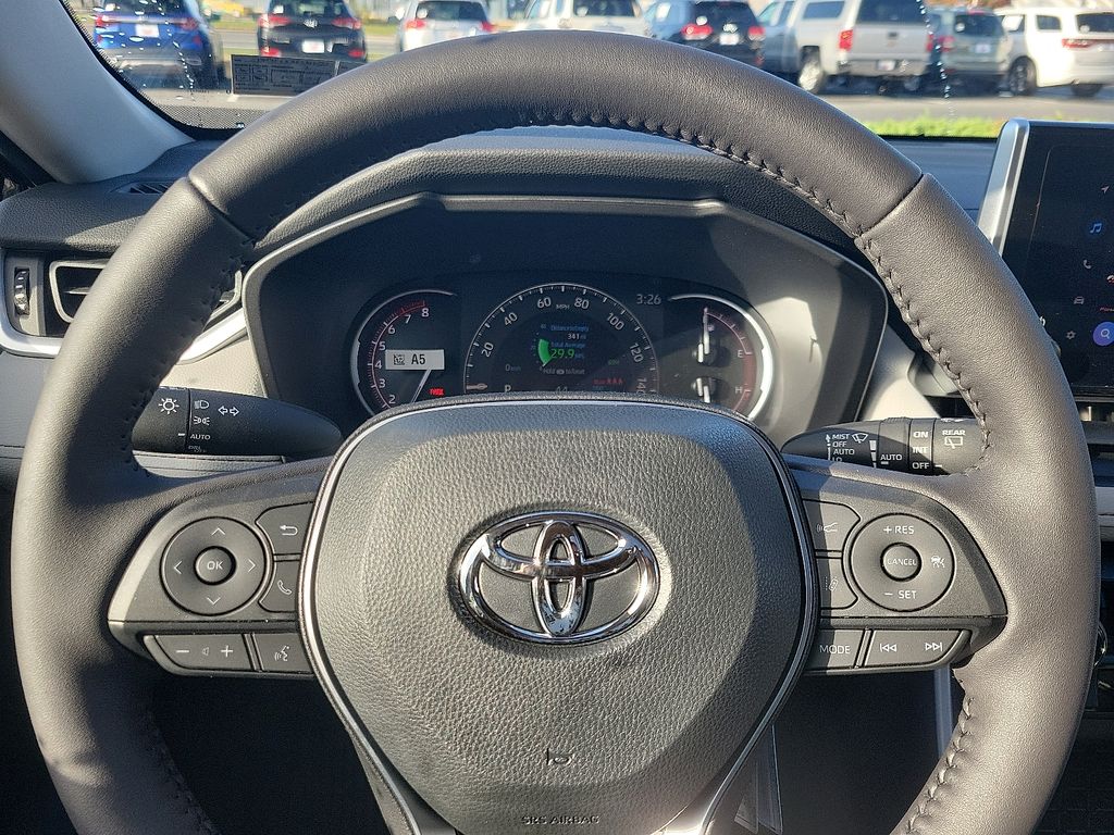 Thumbnail: 2025 Toyota RAV4 - 7