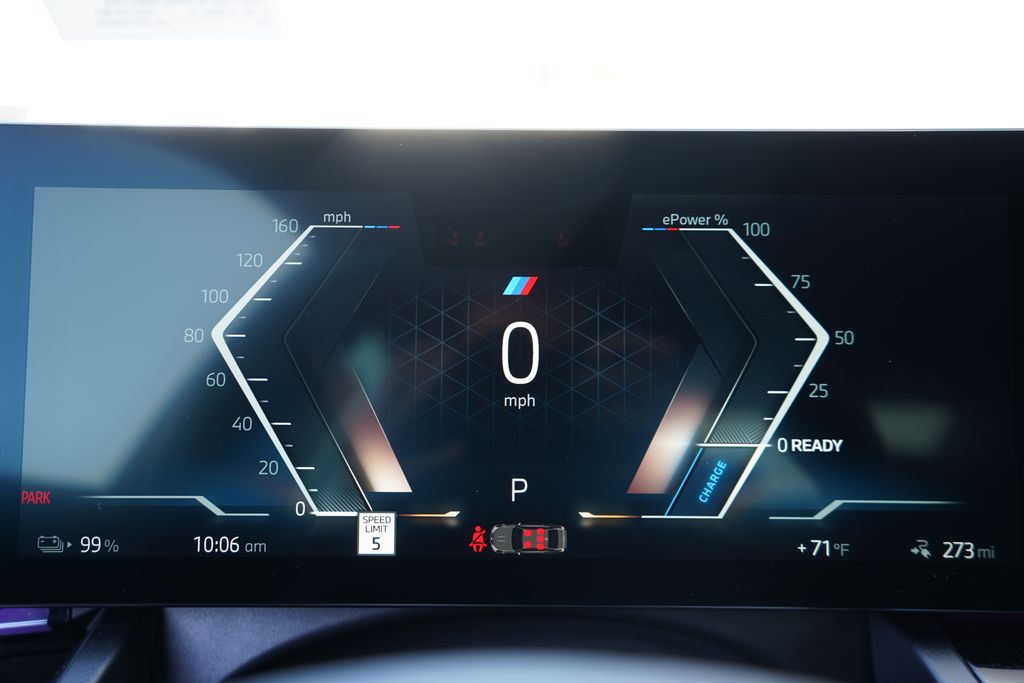 2024 BMW i5 eDrive40 17