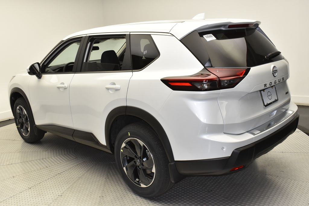 2025 Nissan Rogue SV 7