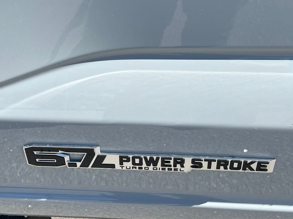 2025 Ford F-250SD Platinum White at Walterboro Ford