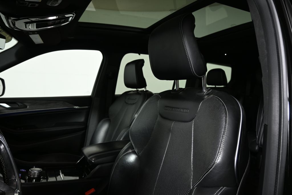 Thumbnail: 2022 Jeep Grand Cherokee L - 15