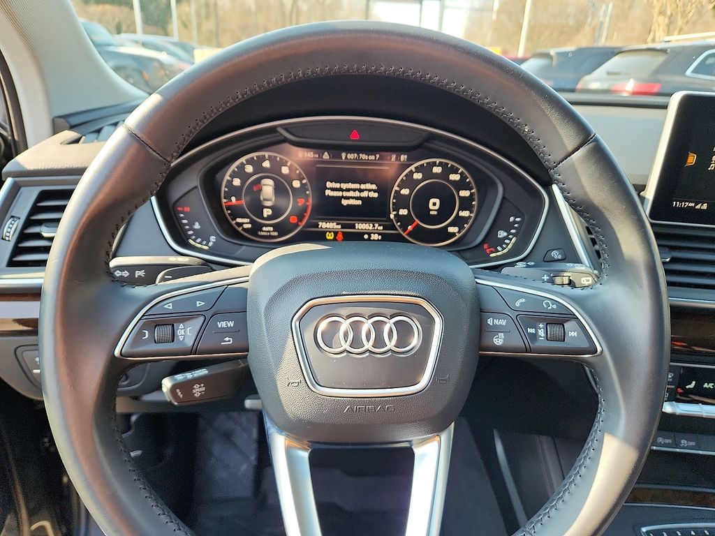 Thumbnail: 2019 Audi Q5 - 19