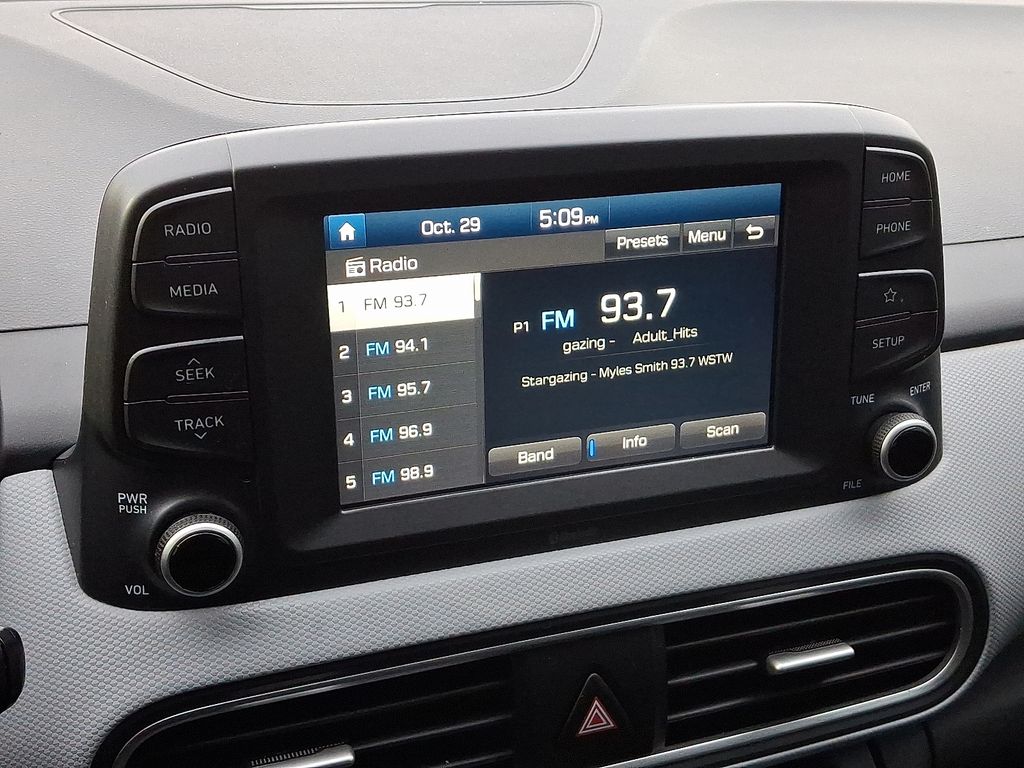 Thumbnail: 2018 Hyundai Kona - 16