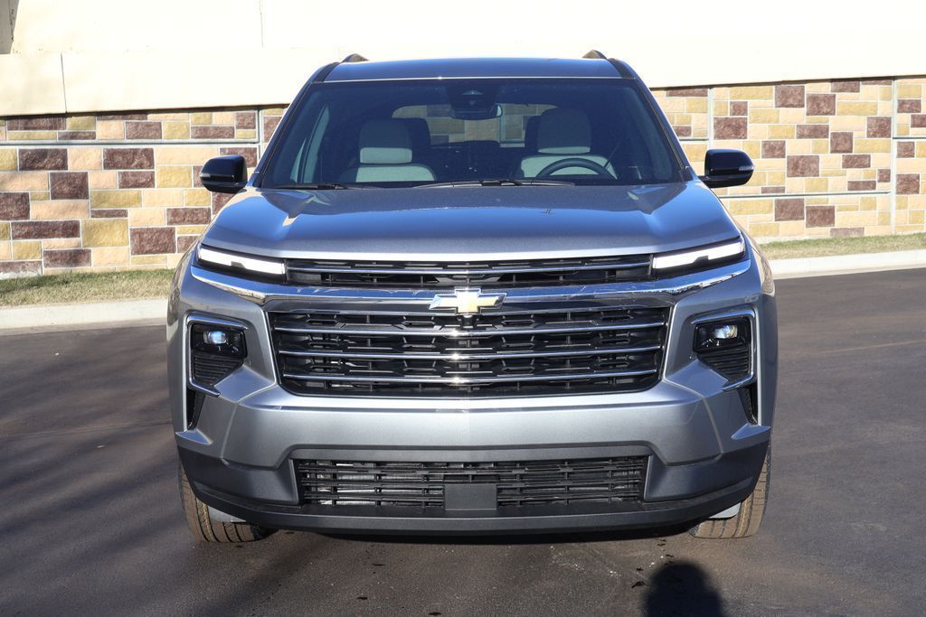 Thumbnail: 2026 Chevrolet Traverse - 2