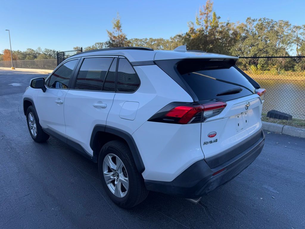 2020 Toyota RAV4 XLE 3