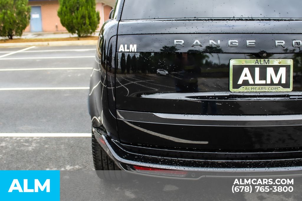 Used 2024 Black Land Rover SE image 13