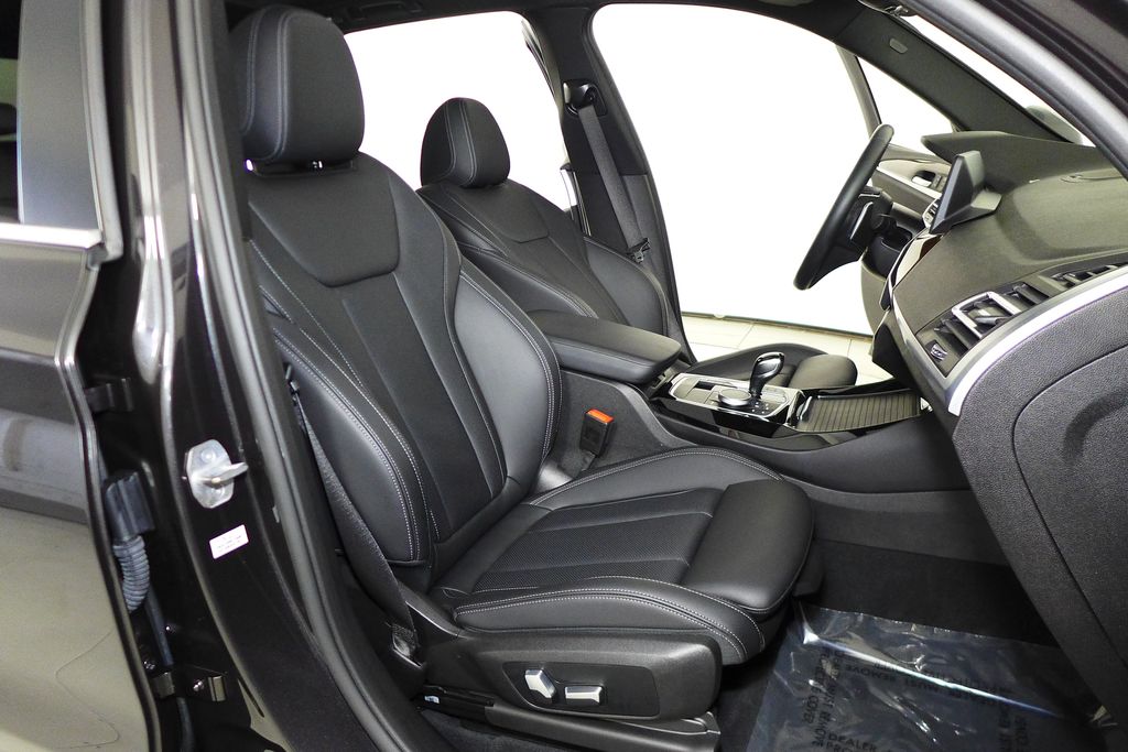 Thumbnail: 2022 BMW X3 - 19