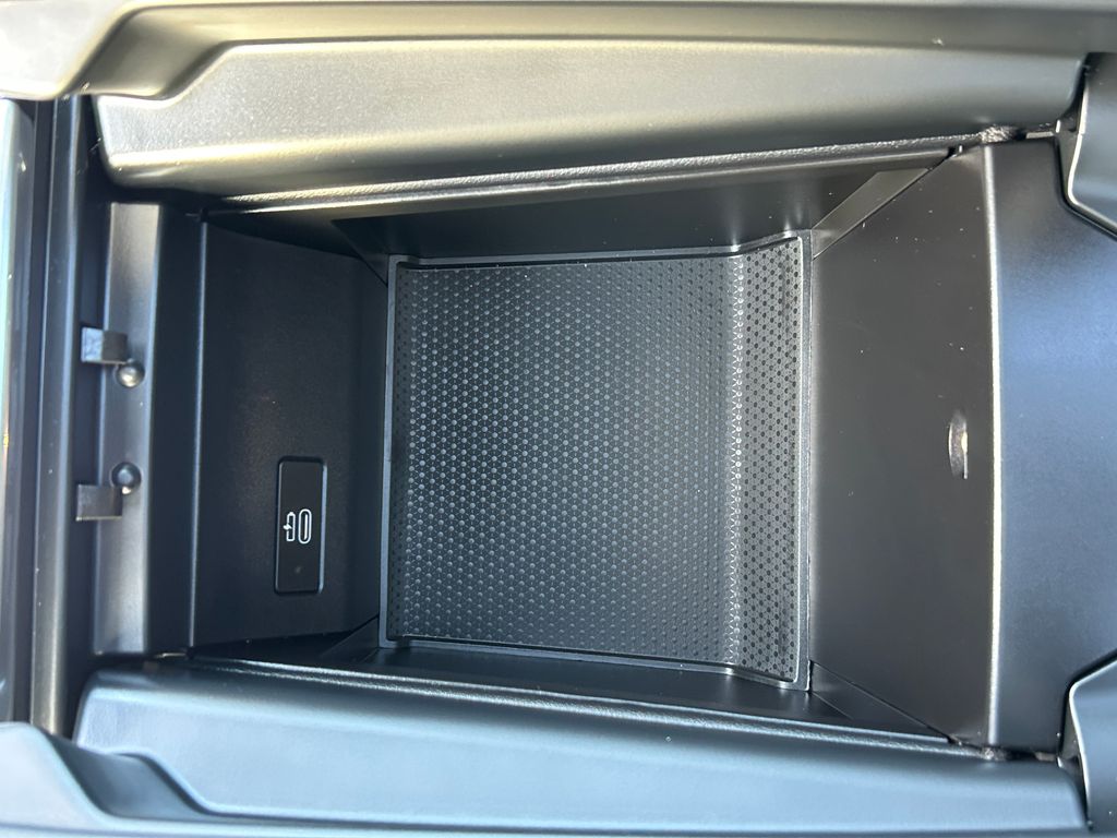 2025 BMW X5 xDrive50e 29