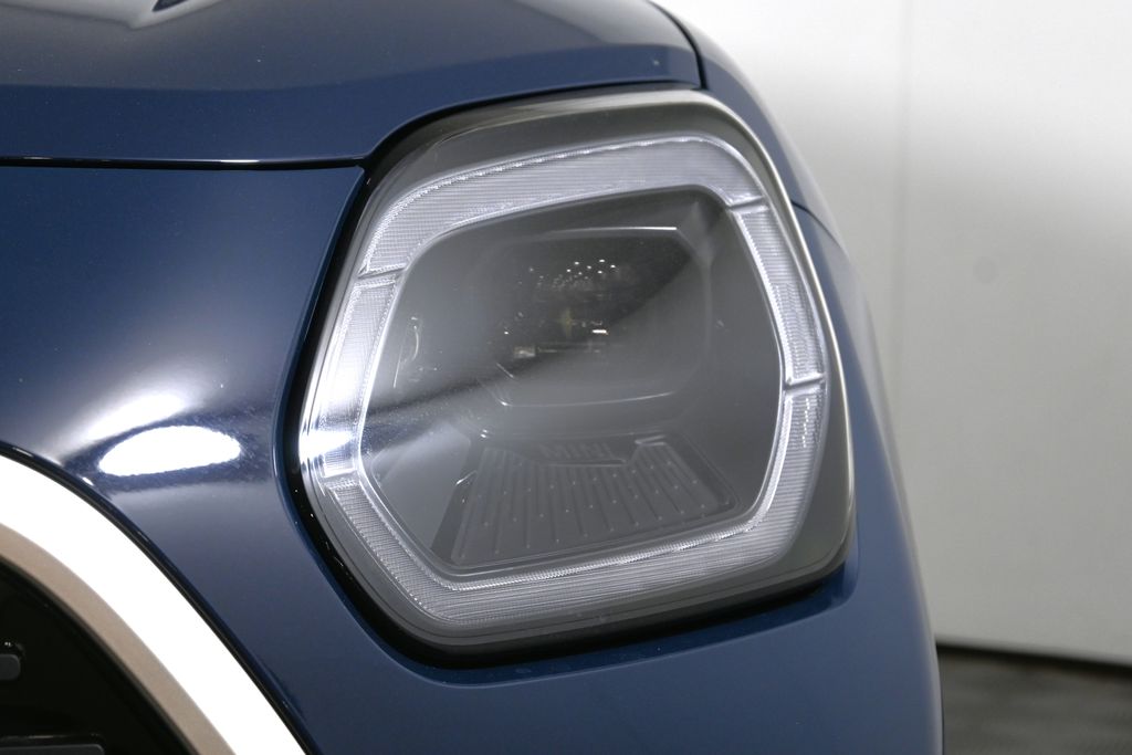 Thumbnail: 2027 MINI Cooper Countryman - 11