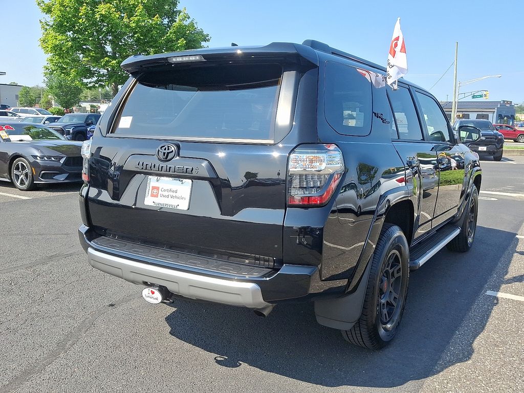2024 Toyota 4Runner TRD Off Road 6