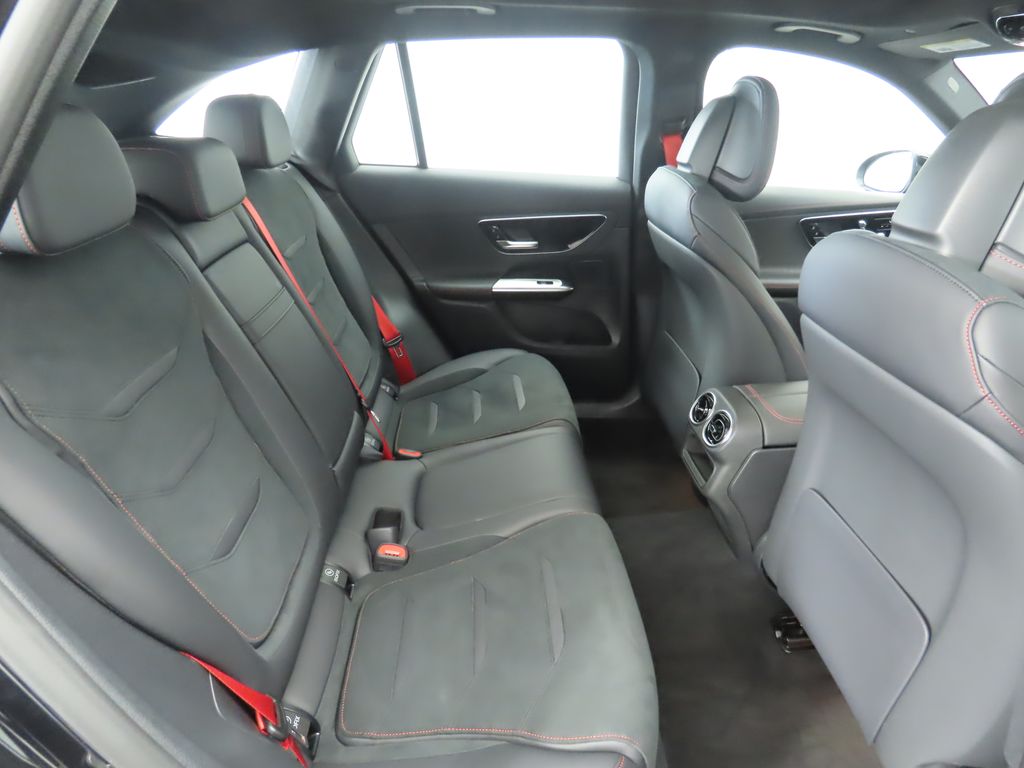 Thumbnail: 2025 Mercedes-Benz GLC - 22