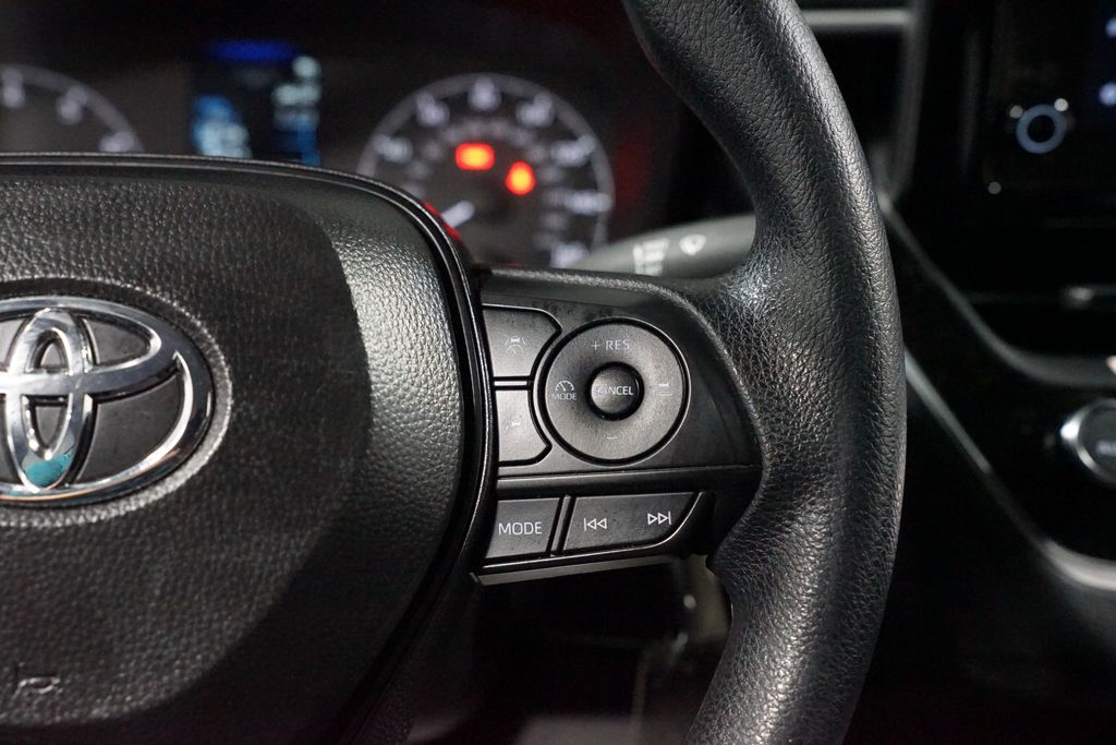 Thumbnail: 2025 Toyota Corolla - 13