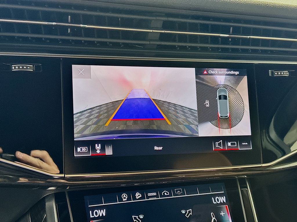 2022 Audi Q7 55 Premium Plus
