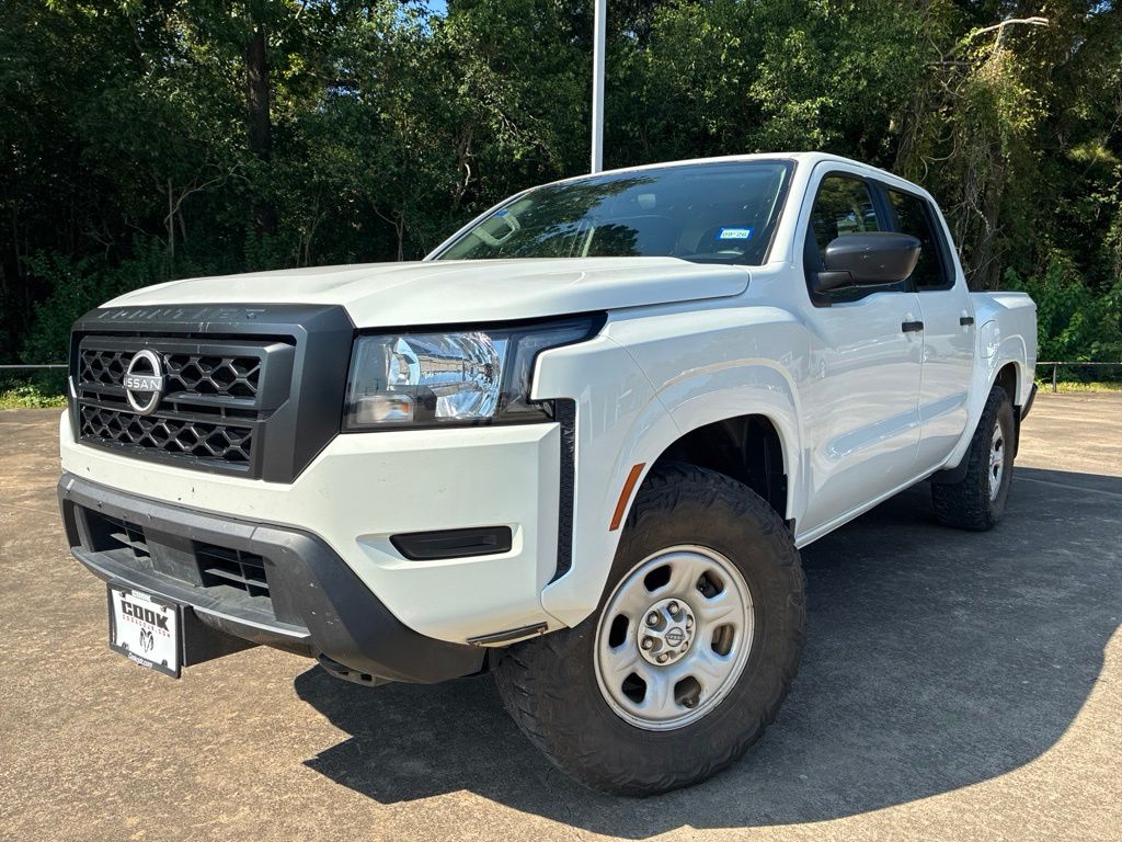 Glacier White 2022 Nissan Frontier Pickup Truck Four-Wheel Drive 9-Speed Automatic