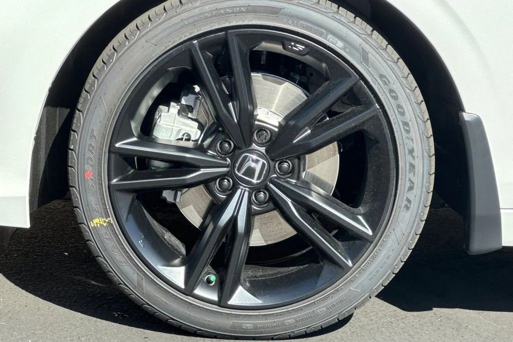 New 2026 Platinum White Pearl Honda  image 32