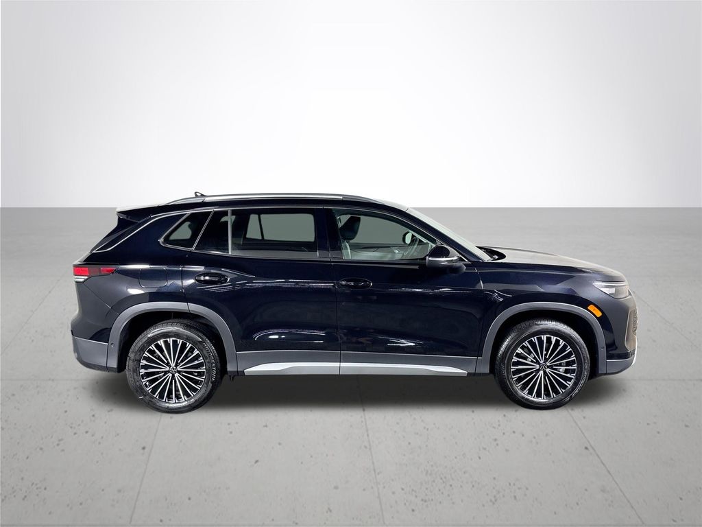 2025 Volkswagen Tiguan S photo 4