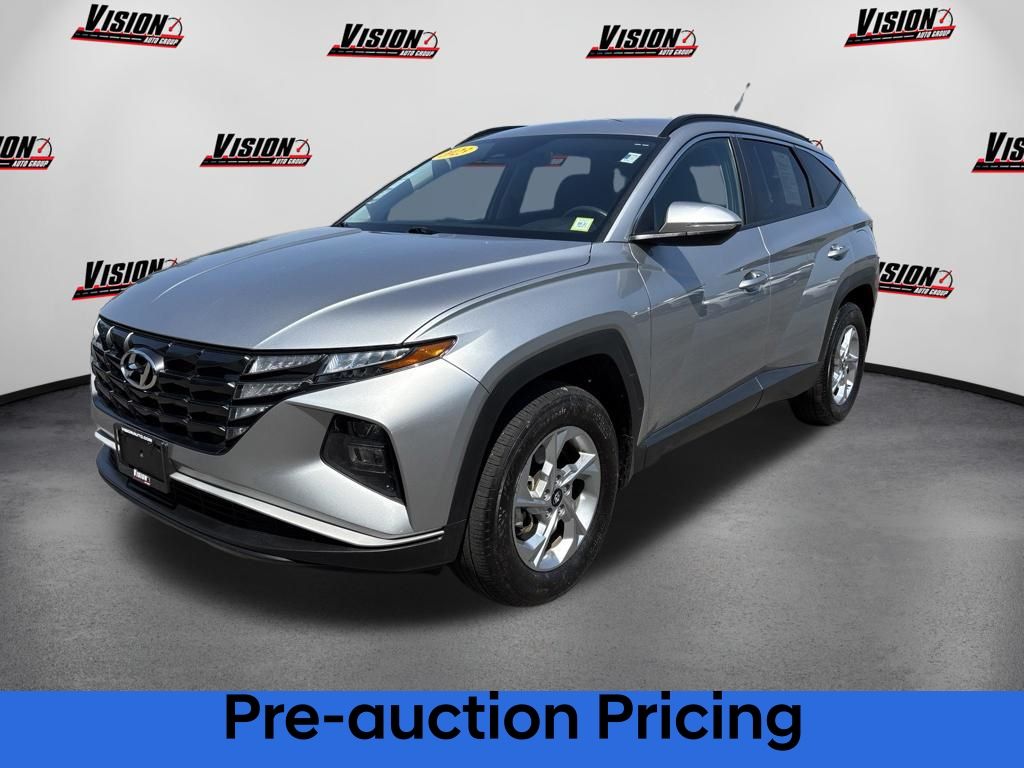 Shimmering Silver 2023 Hyundai Tucson SUV / Crossover All-Wheel Drive 8-Speed Automatic