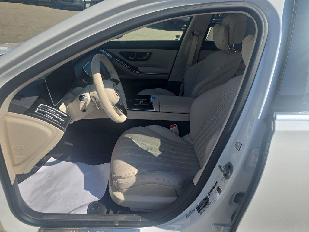 2025 Mercedes-Benz S-Class S 500 - 9