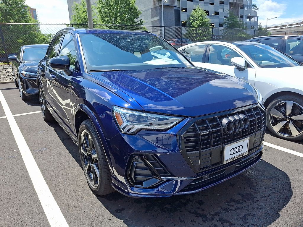 Thumbnail: 2025 Audi Q3 - 3