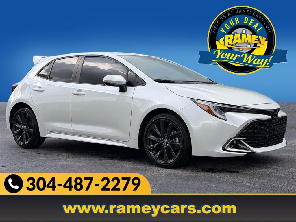 White 2025 Toyota Corolla Hatchback Hatchback Front-Wheel Drive Continuously Variable Transmission