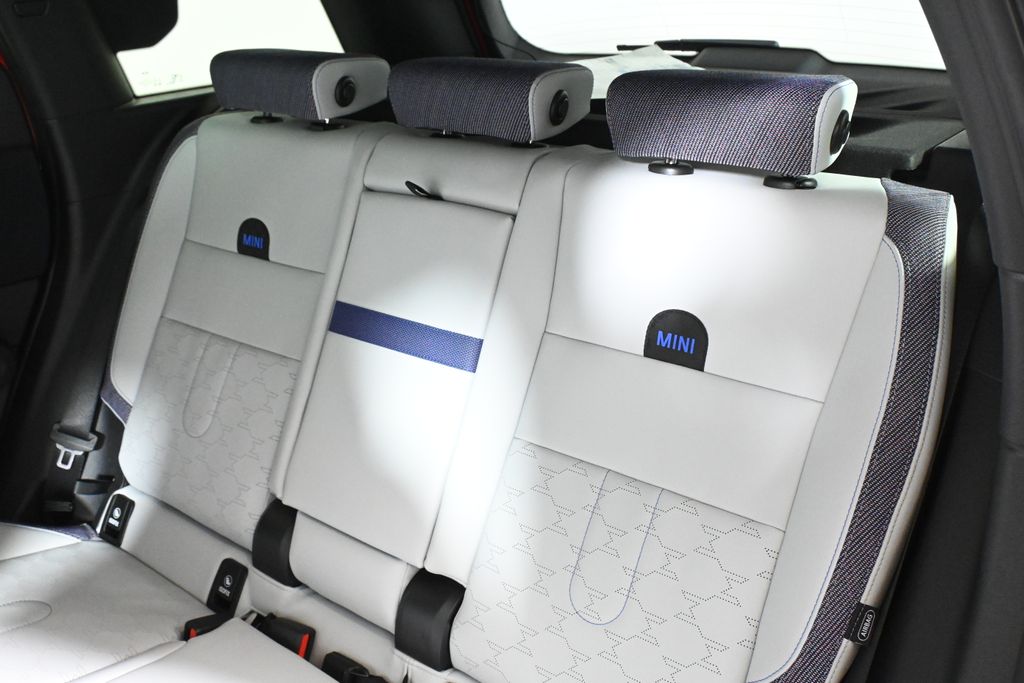 Thumbnail: 2026 MINI Cooper Countryman - 4