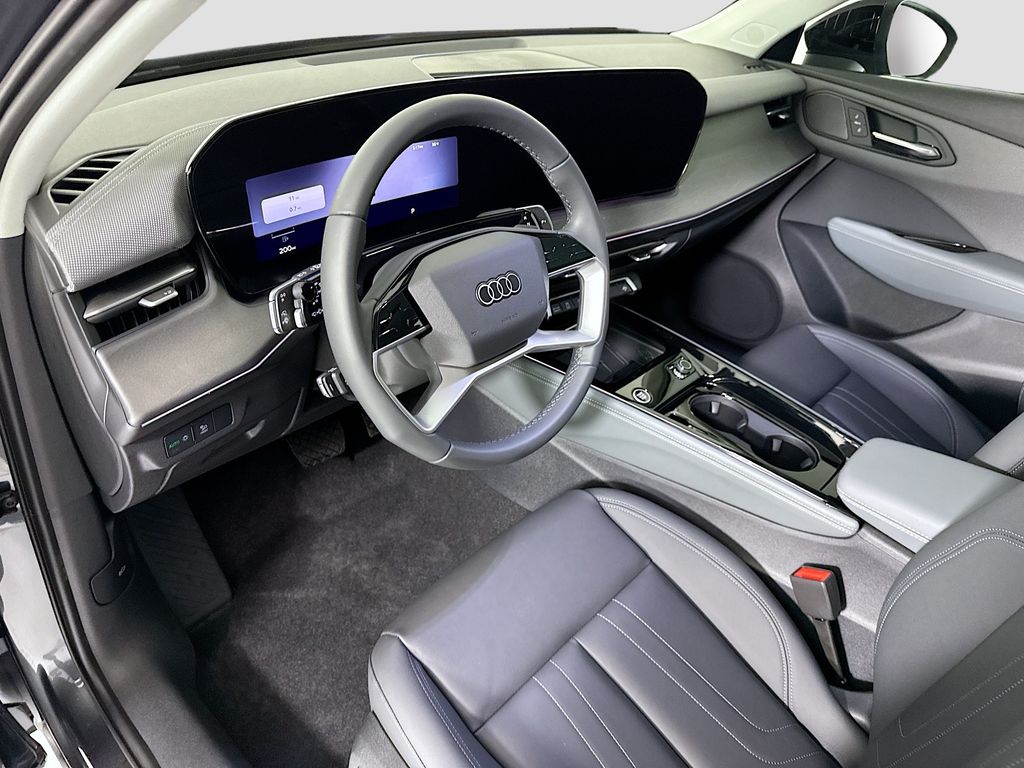 Thumbnail: 2026 Audi Q3 - 10