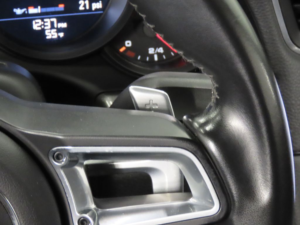 Thumbnail: 2017 Porsche 911 - 21