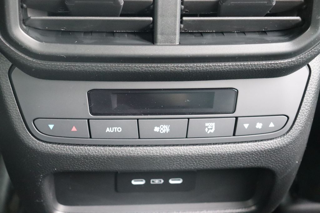 2025 Honda Pilot EX-L 18