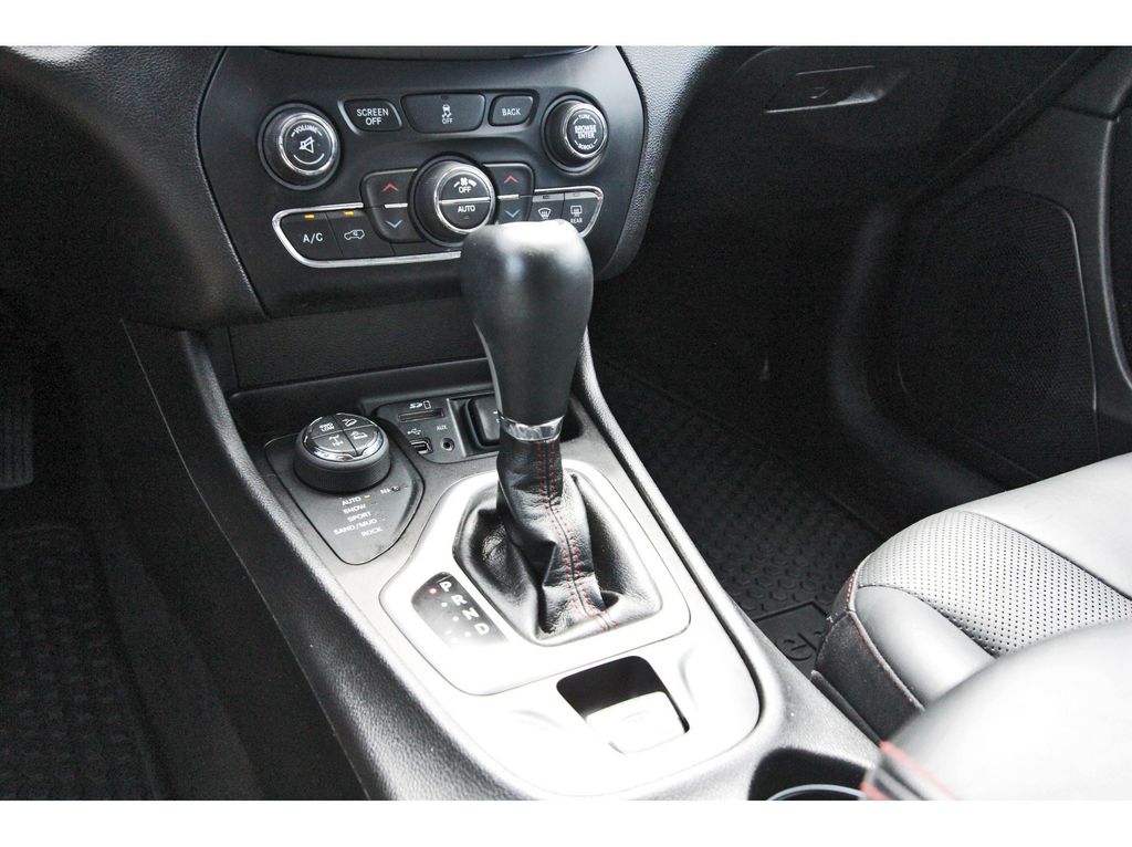 2018 Jeep Cherokee Trailhawk Silver at AutoSavvy Houston Northwest