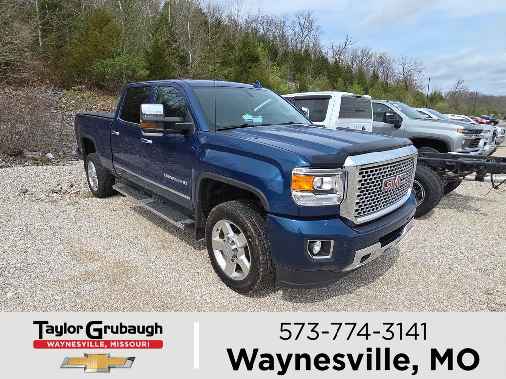Stone Blue Metallic 2016 GMC Sierra 2500HD Denali Crew Cab SB 4WD Pickup Truck Four-Wheel Drive 6-Speed Automatic Overdrive