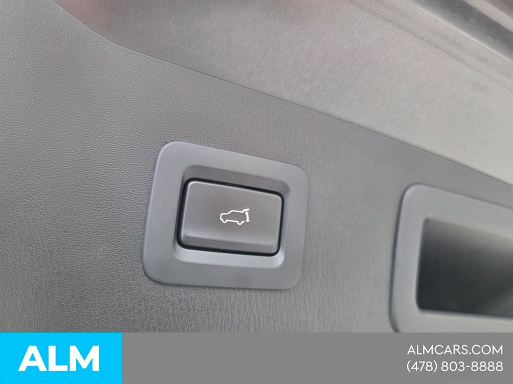Used 2025 Gray Mazda 2.5 S Preferred Package image 12