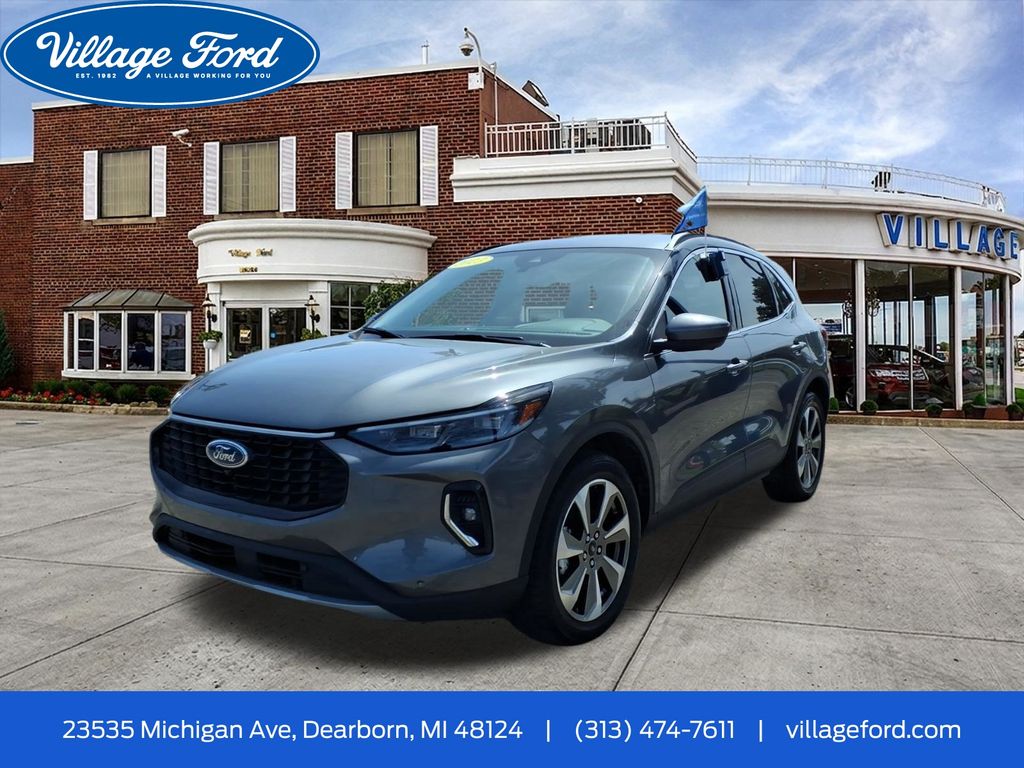 Gray Metallic 2023 Ford Escape Hybrid Platinum AWD SUV / Crossover All-Wheel Drive Continuously Variable Transmission