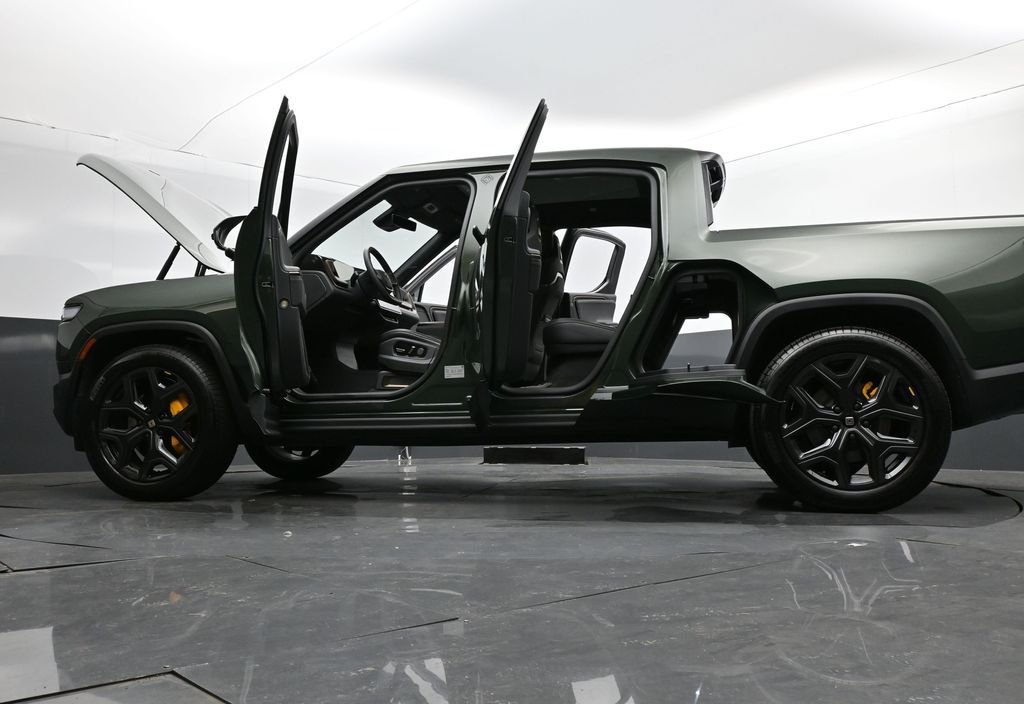 2025 Rivian R1T Ascend