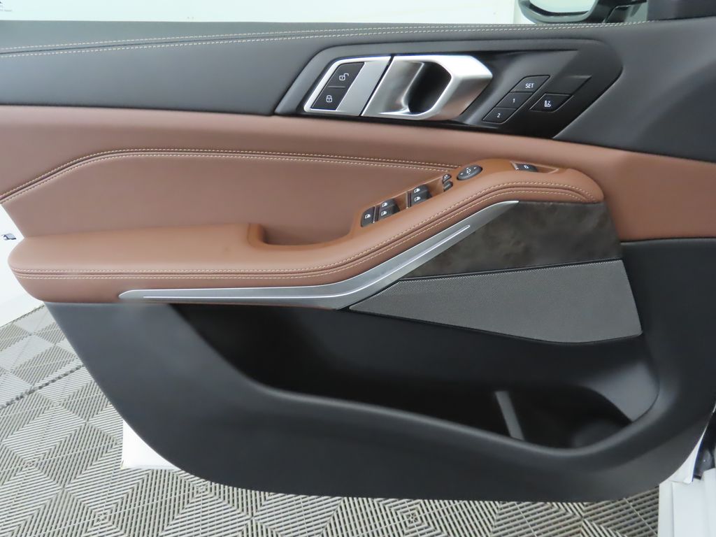 Thumbnail: 2026 BMW X5 - 25