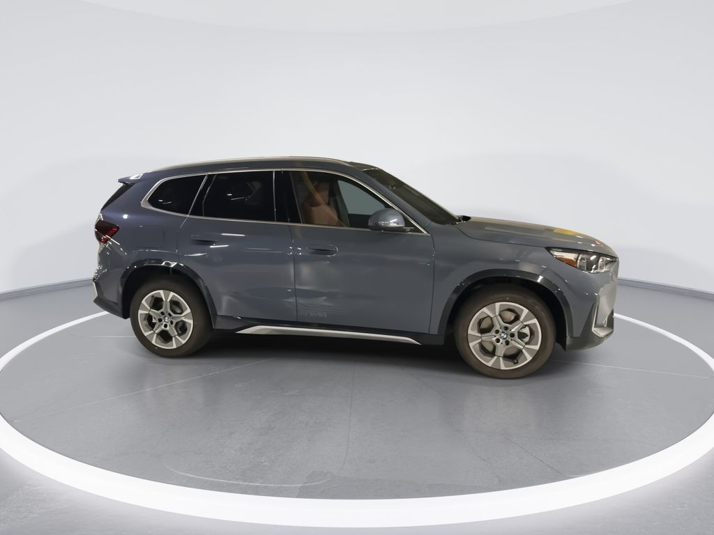 Thumbnail: 2026 BMW X1 - 9