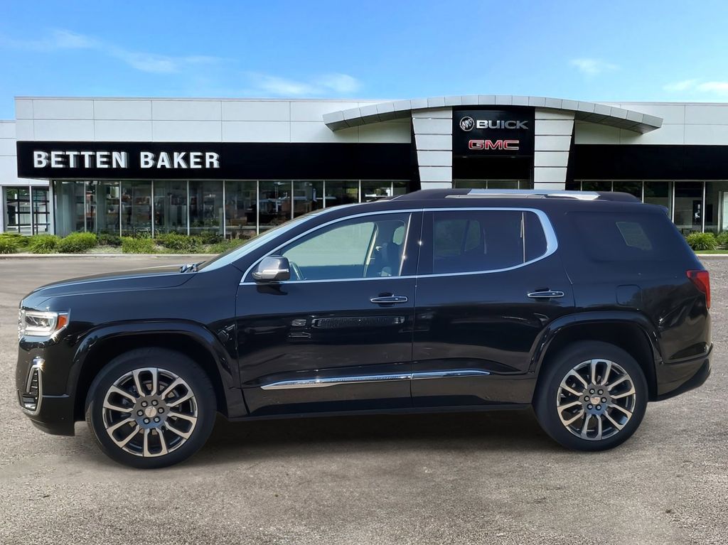 2022 GMC Acadia Denali 4