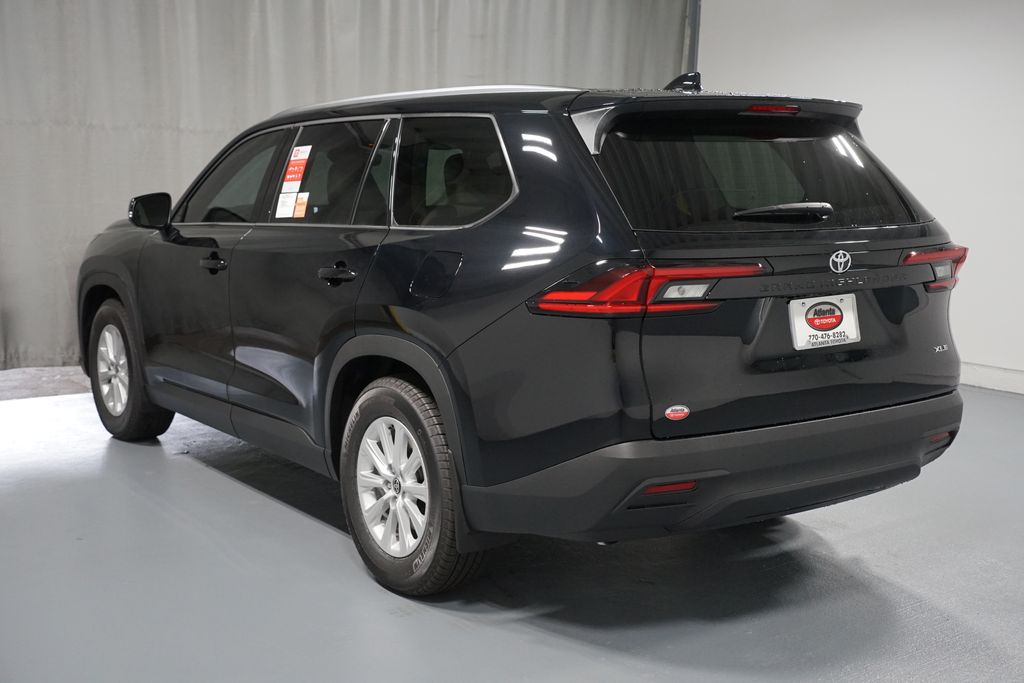 Thumbnail: 2026 Toyota Grand Highlander - 6