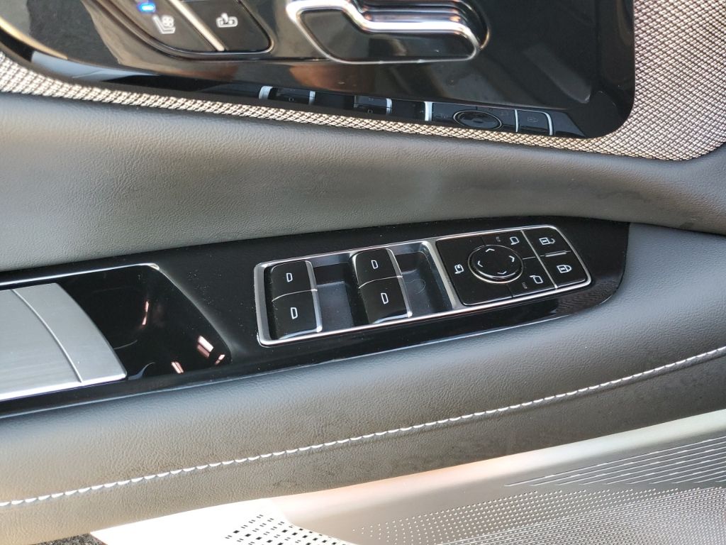 Used Car 2025 Cadillac Optiq  Sport 2 For Sale Under $50,000 In Austin, Texas