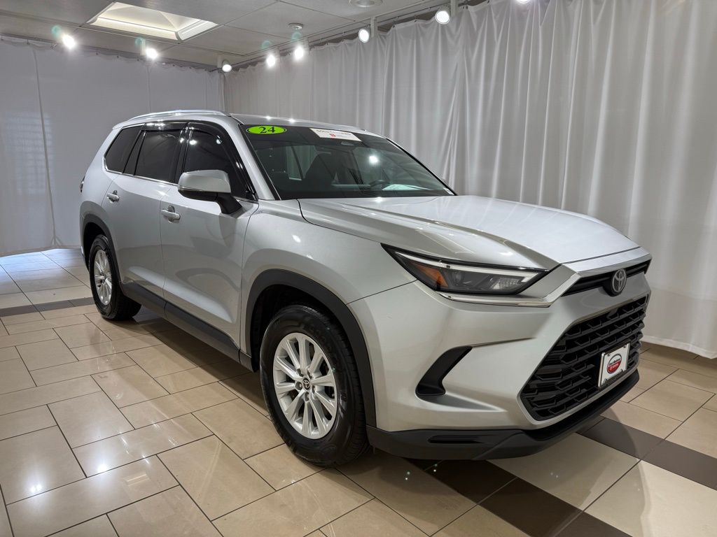 Thumbnail: 2024 Toyota Grand Highlander - 7