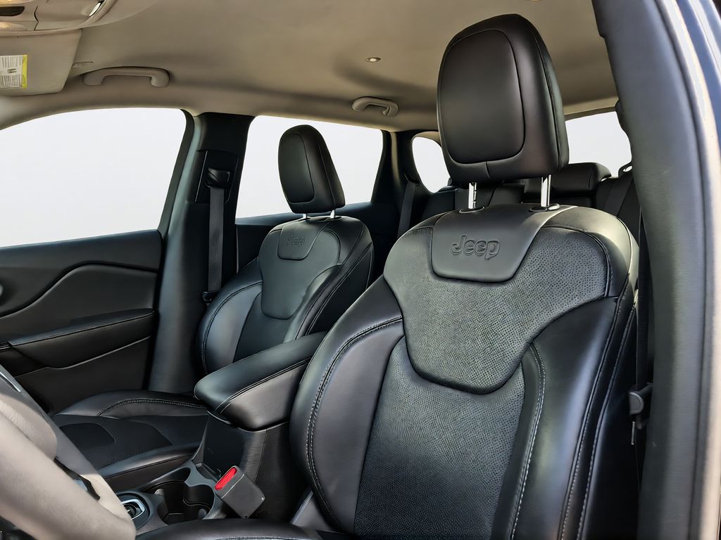 2023 Jeep Cherokee Altitude Black at Community Toyota