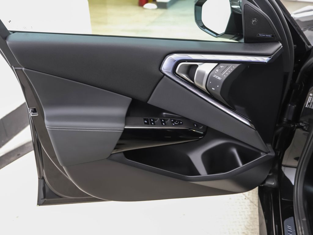 Thumbnail: 2026 BMW X3 - 9