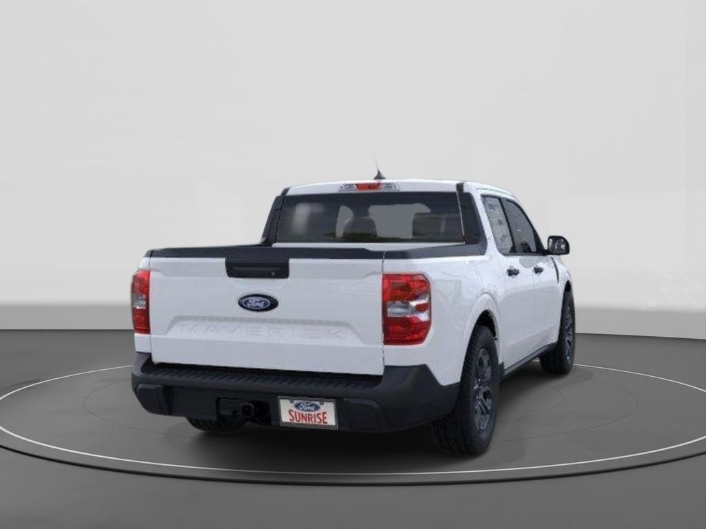 New 2026 Ford Maverick XLT 4D Crew Cab
