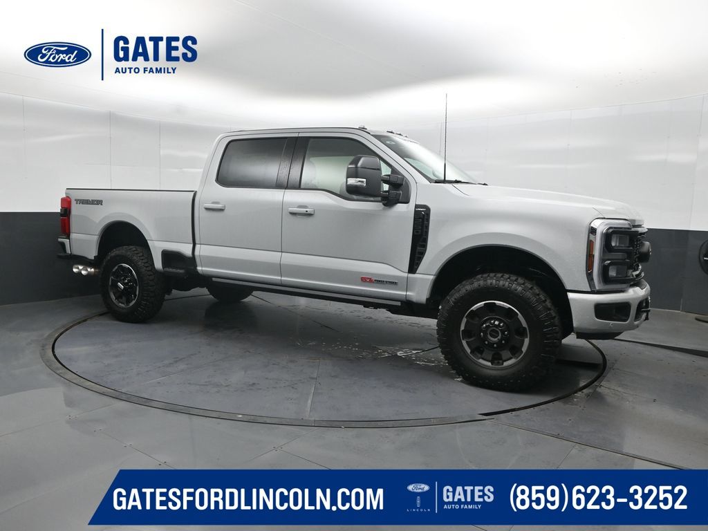 Avalanche 2026 Ford F-250 Super Duty Lariat Crew Cab 4WD Pickup Truck Four-Wheel Drive Automatic