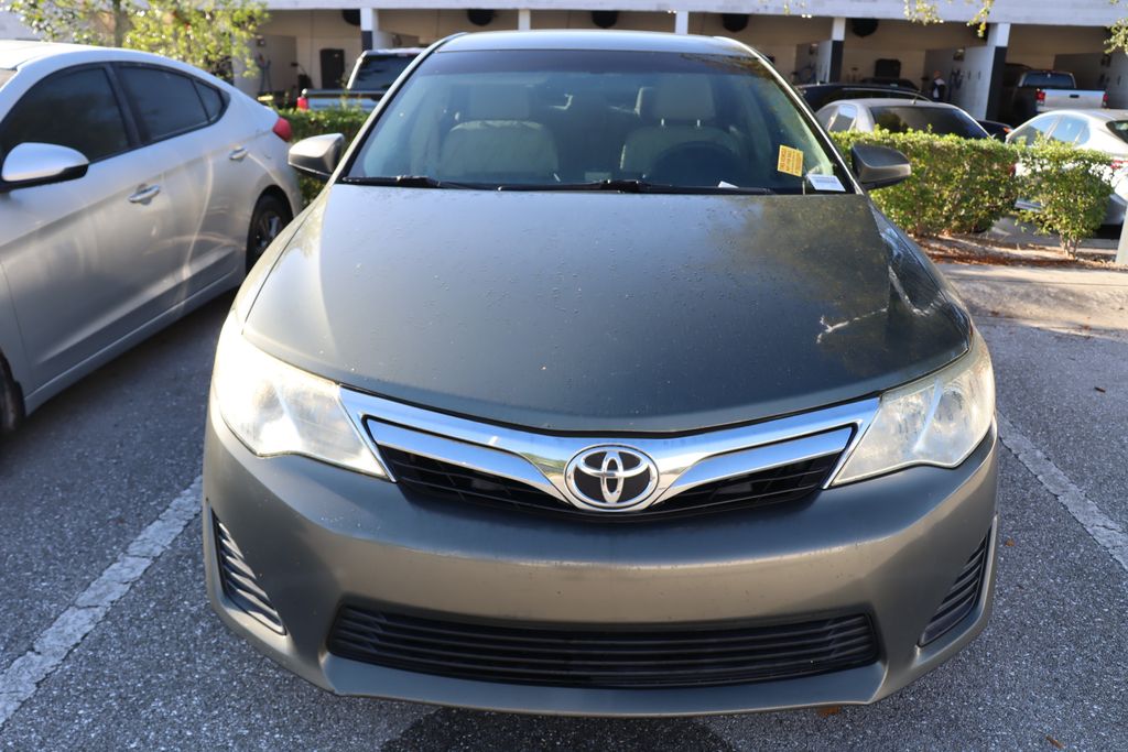 2013 Toyota Camry LE 5