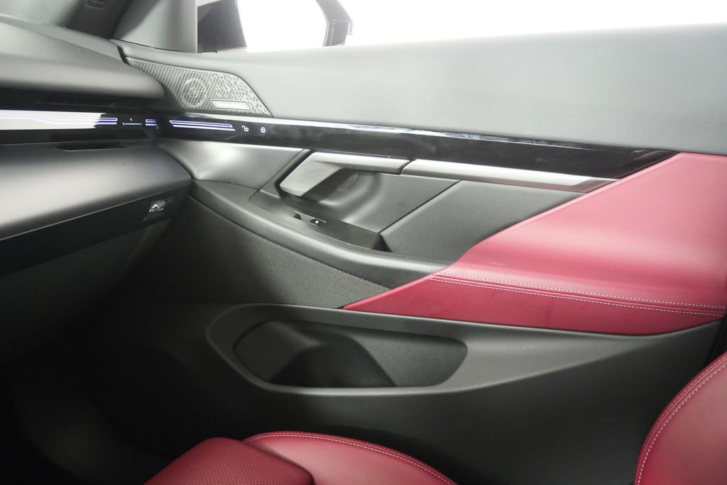 2024 BMW 5 Series 530i 28
