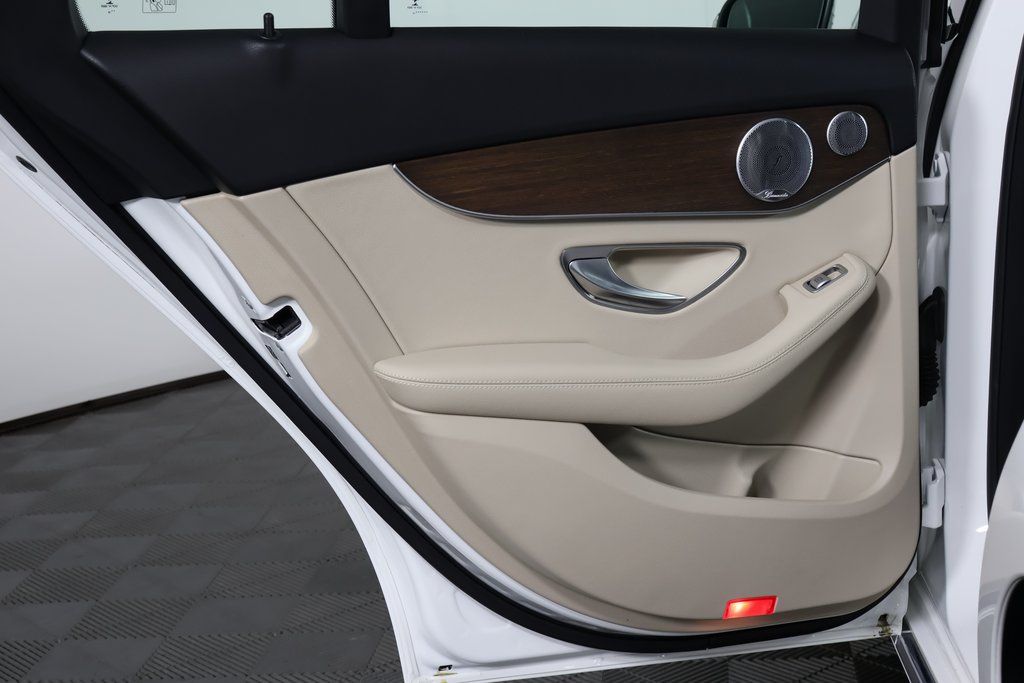 Thumbnail: 2019 Mercedes-Benz C-Class - 13