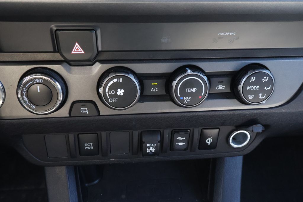 Thumbnail: 2019 Toyota Tacoma - 22