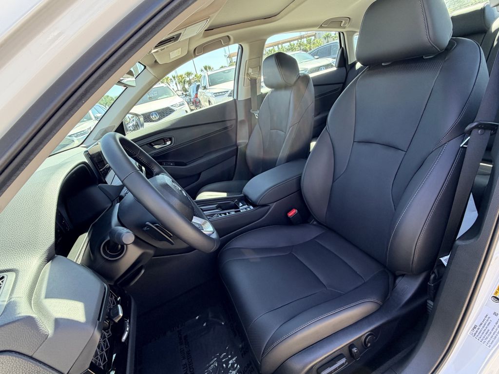 used 2025 Honda Accord Hybrid car, priced at $35,391