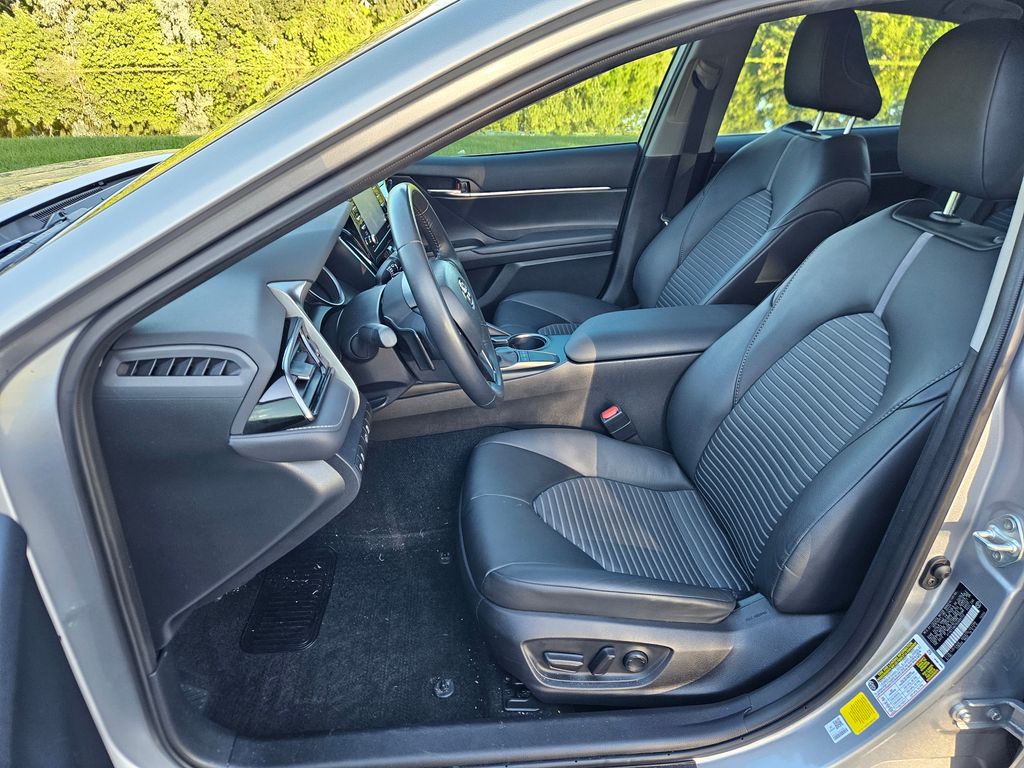 Thumbnail: 2024 Toyota Camry - 14